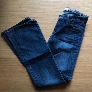 🎉HP🎉Paige Hollywood Hills Bootcut Jeans 28